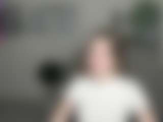Live cam show with Ave - College on Streamer API