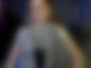 Live cam show with Ave - Cute on Dare Cams