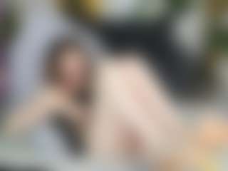 Ave's Live Sex Cam Show