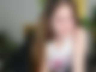 Live cam show with Ave - Brown Hair Petite on slutload