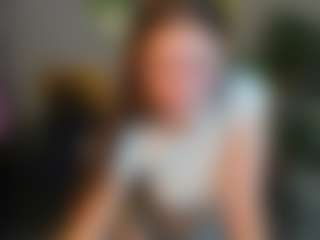 Ave's Live Sex Cam Show