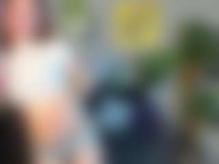 Ave's Live Sex Cam Show