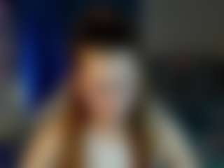 Ave's Live Sex Cam Show