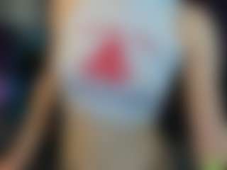 Ave's Live Sex Cam Show