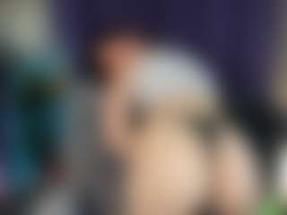 Ave's Live Sex Cam Show