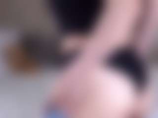 AzaleeSchabel's Live Sex Cam Show