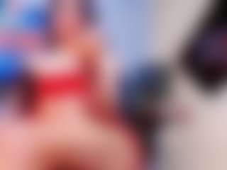 Live cam show with Brittany-Rosee - No Drinking on StripNow