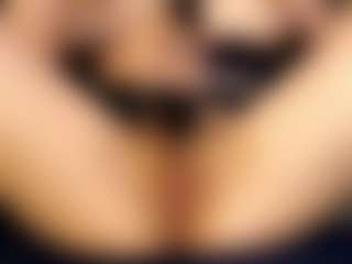 Live cam show with PamelaaGomezz - Middle Aged on SpankPalCams