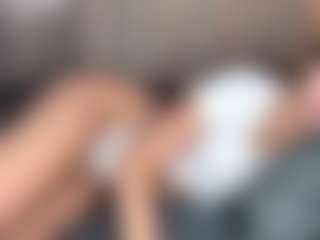 Live cam show with TrinaSmathers - Blue Eyes on Mixed Magazine Live