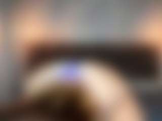 Live cam show with TrinaSmathers - Smoking on madthumbs