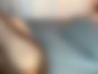 Live cam show with TrinaSmathers - Green Eyes on Soda Cam
