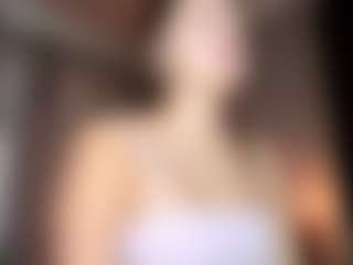 Live cam show with TrinaSmathers - Average on Camming Site