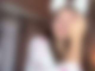 Live cam show with TrinaSmathers - Big Tits Small Tits on crypto-cams