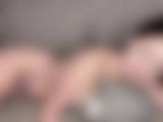 Show en direct avec TrinaSmathers - Big Tits Small Tits sur Camsoda