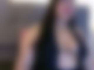 ema-foxyy's Live Sex Cam Show