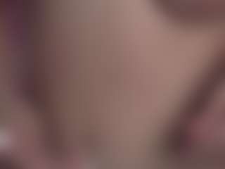 Live cam show with Emma-Vloss - White on SxyPornLive | colombia