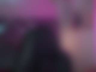 Live cam show with Emma-Vloss - Young Adult on SinfulBabes