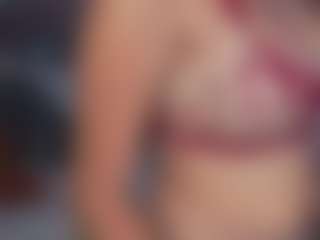 Live cam show with Emma-Vloss - Skinny Teen (18+) on dropp.cam