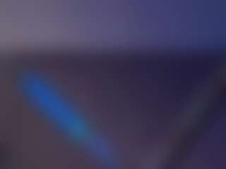 Live cam show with Emma-Vloss - Strip on SquirtSoMuch