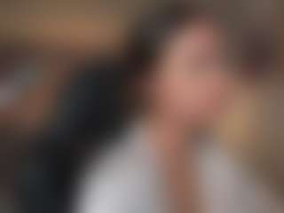 Live cam show with Emma-Vloss - Deepthroat on liverealitysex.com
