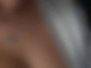 Live cam show with Emma-Vloss - Skinny on sexytreat.net