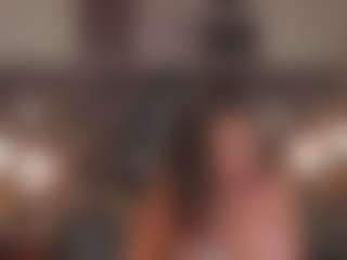 Live cam show with Emma-Vloss - Cowgirl on Camsoda