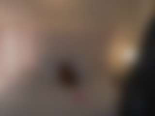 Live cam show with Emma-Vloss - White Teen (18+) on CamSodaAdn | colombia