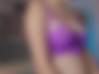 Live cam show with Emma-Vloss - Cowgirl on PervPlay.com