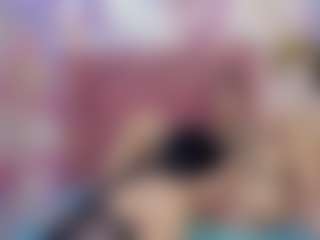 Live cam show with Luna and ALL - Granny on mypornchat.com