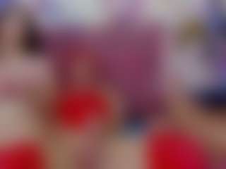 Live cam show with Luna and ALL - White on studioflirtlive.com | colombia