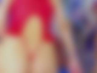 Live cam show with Luna and ALL - Trimmed Granny on infinitiblacc.com