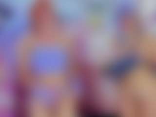 Live cam show with Luna and ALL - Mature on SxyPornLive