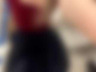 RobbynOkihara's Live Sex Cam Show