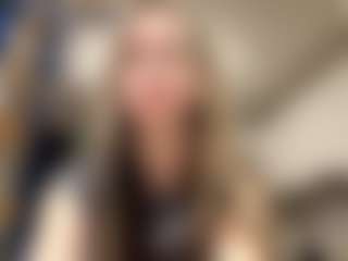 RobbynOkihara's Live Sex Cam Show