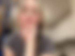 RobbynOkihara's Live Sex Cam Show