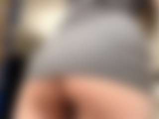 RobbynOkihara's Live Sex Cam Show