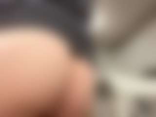 RobbynOkihara's Live Sex Cam Show