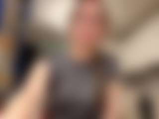 RobbynOkihara's Live Sex Cam Show
