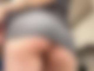 RobbynOkihara's Live Sex Cam Show