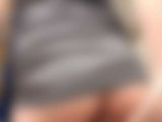 RobbynOkihara's Live Sex Cam Show