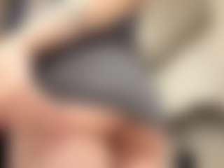 RobbynOkihara's Live Sex Cam Show