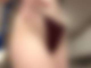 RobbynOkihara's Live Sex Cam Show