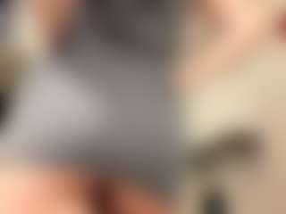 RobbynOkihara's Live Sex Cam Show