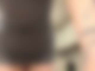 RobbynOkihara's Live Sex Cam Show