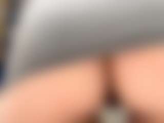 RobbynOkihara's Live Sex Cam Show