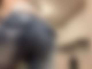 RobbynOkihara's Live Sex Cam Show