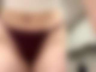 RobbynOkihara's Live Sex Cam Show