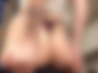RobbynOkihara's Live Sex Cam Show