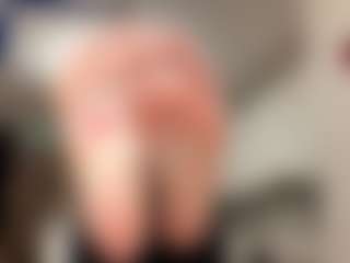 RobbynOkihara's Live Sex Cam Show