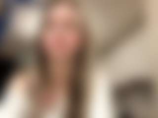 RobbynOkihara's Live Sex Cam Show